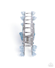 Load image into Gallery viewer, Fluttering French - Blue