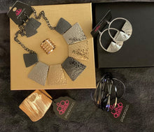 Load image into Gallery viewer, BLING BOX WITHOUT THE MONTHLY SUBSCRIPTION