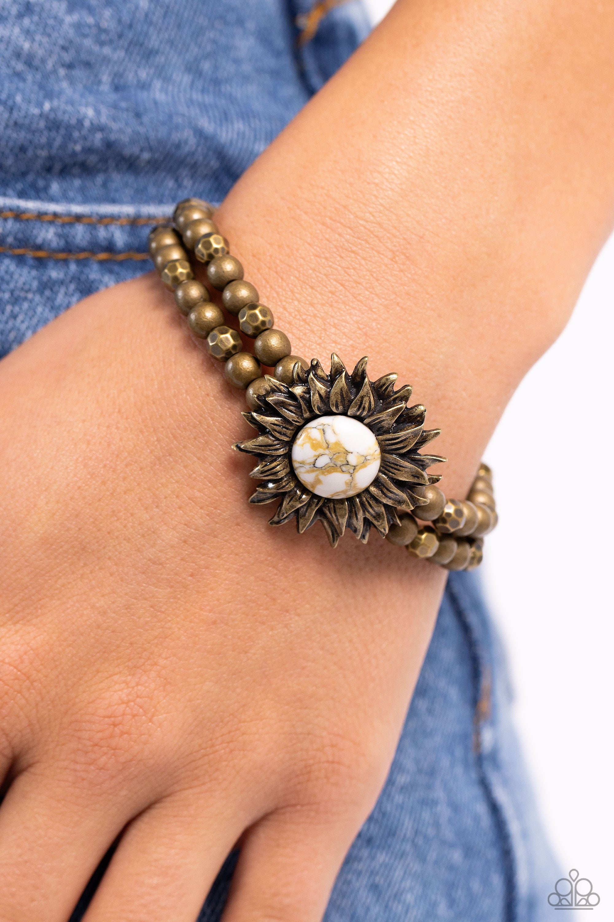 SUNFLOWER SERENITY - BRASS