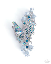 Load image into Gallery viewer, Fluttering French - Blue
