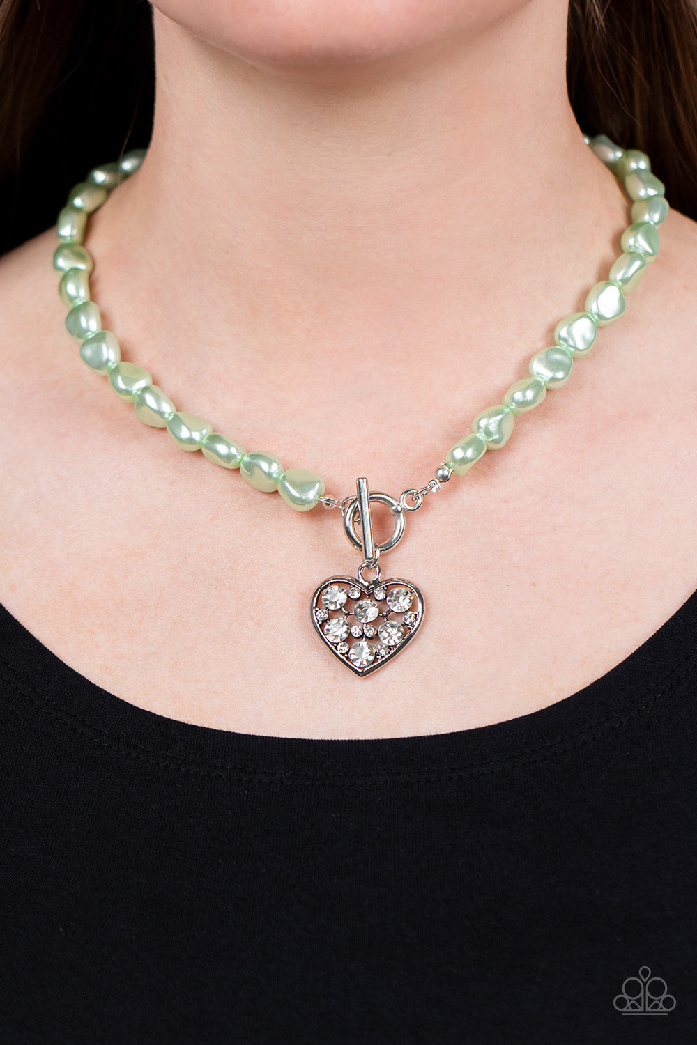 COLOR ME SMITTEN - GREEN