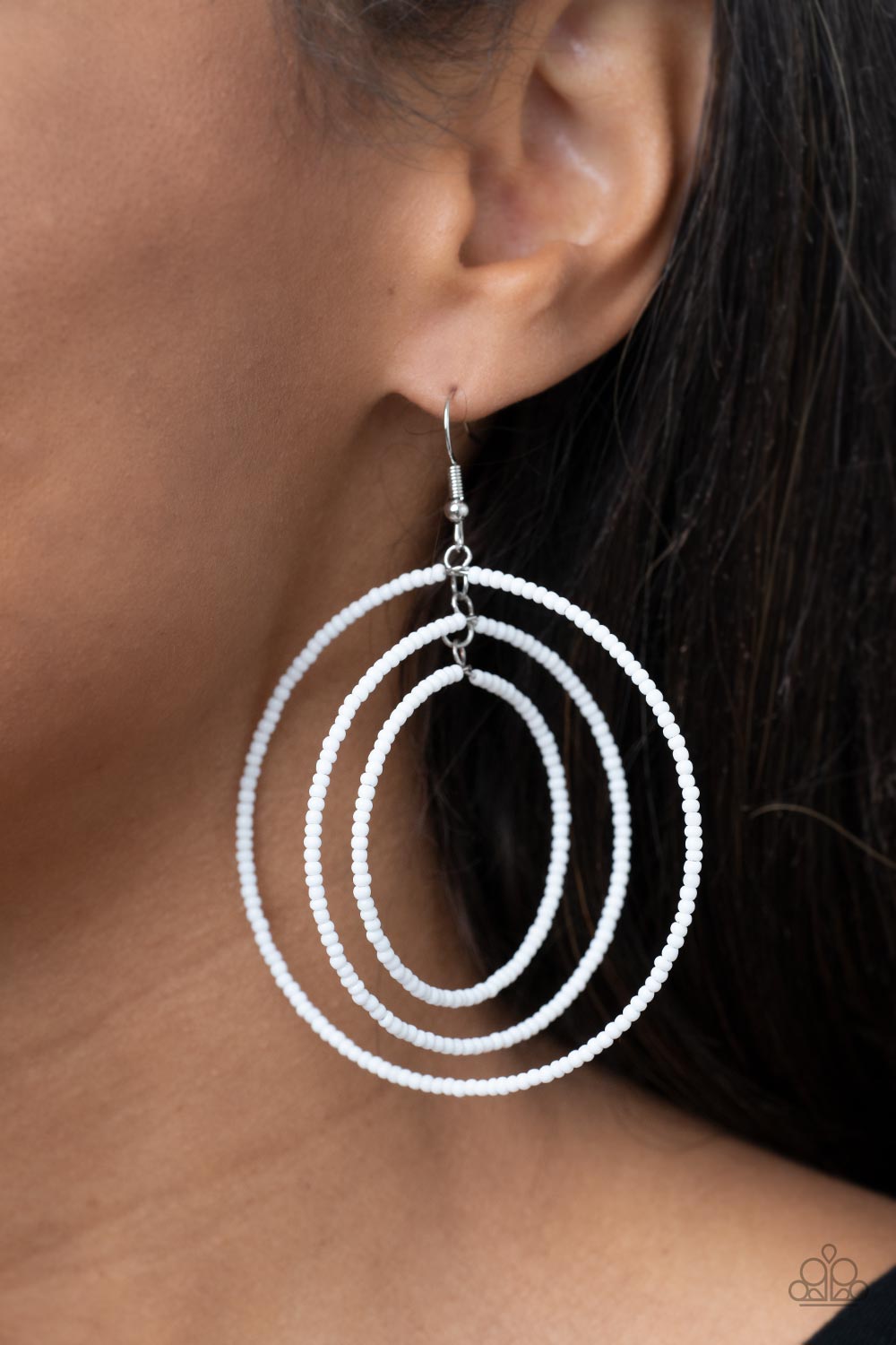 COLORFULLY CIRCULATING - WHITE